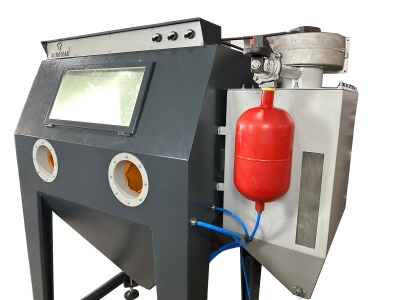 SANDBLASING MACHINE